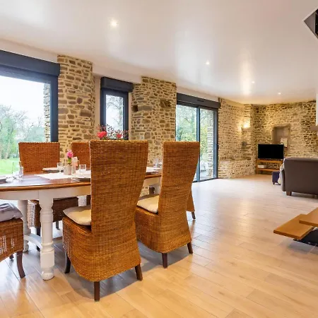 בית נופש La Longere By Interhome